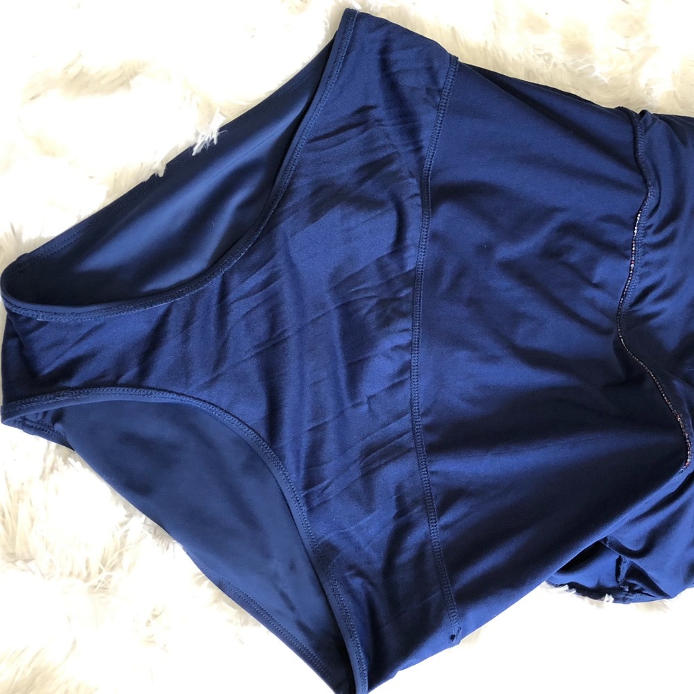 Basic Editions one piece swimsuit Sz16 - Picture 4 of 6